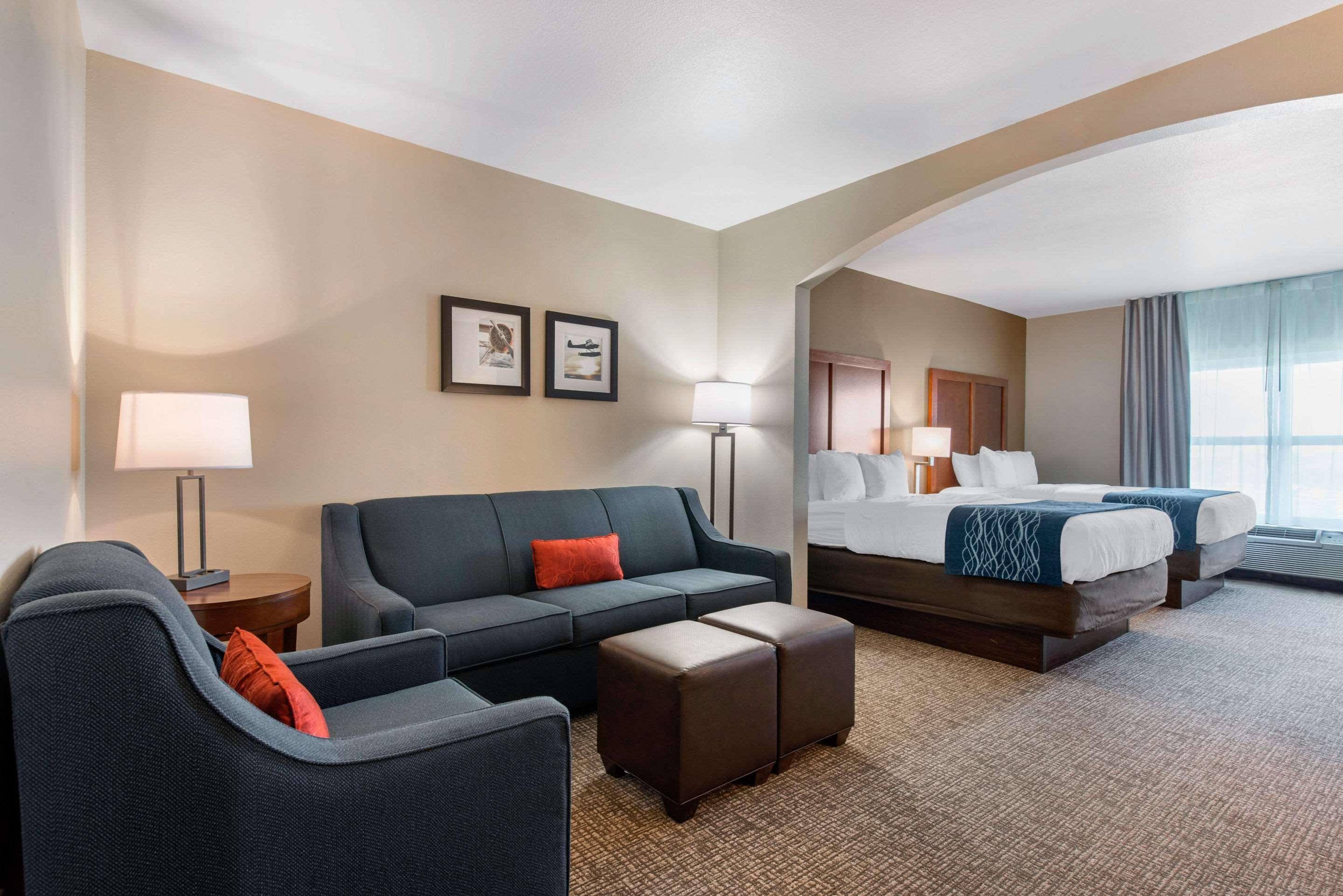 Comfort Inn & Suites Tavares North Exterior photo